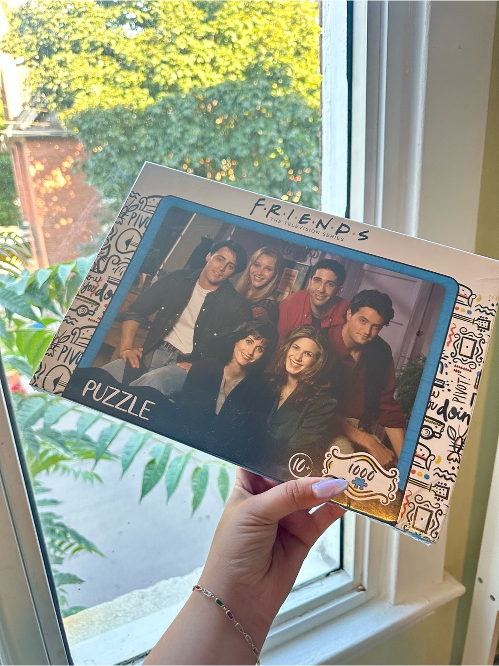 FRIENDS TV Show 1000pc Puzzle - Brand New